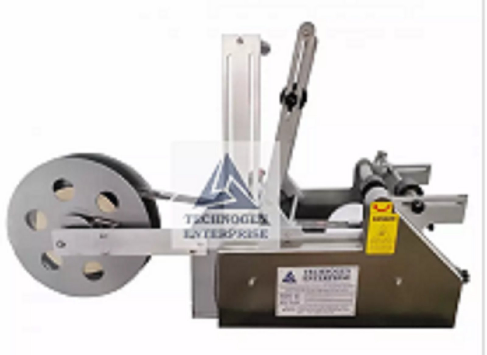 Semi Automatic Round Bottle Sticker Labeling Equipment Semi Automatic Bottle Sticker Labeling Machine by Technogen Enterprise